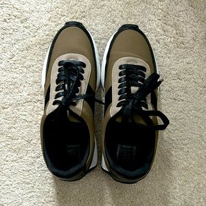 Dolce Vita black, khaki and white casual sneakers SZ 7.5